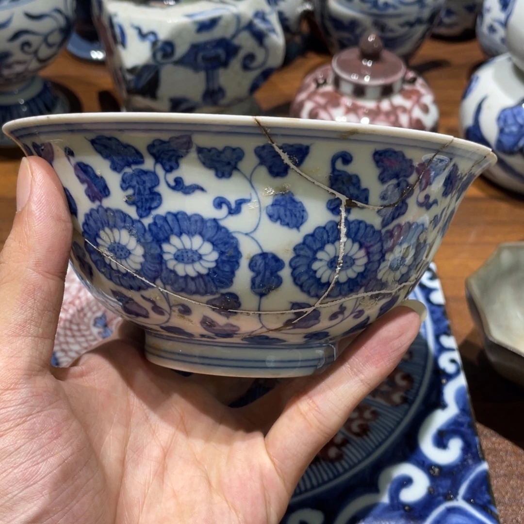 其他青花扁菊纹宫碗