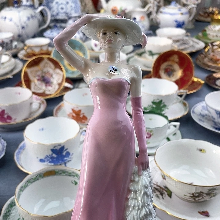 中古欧瓷雅致小房子