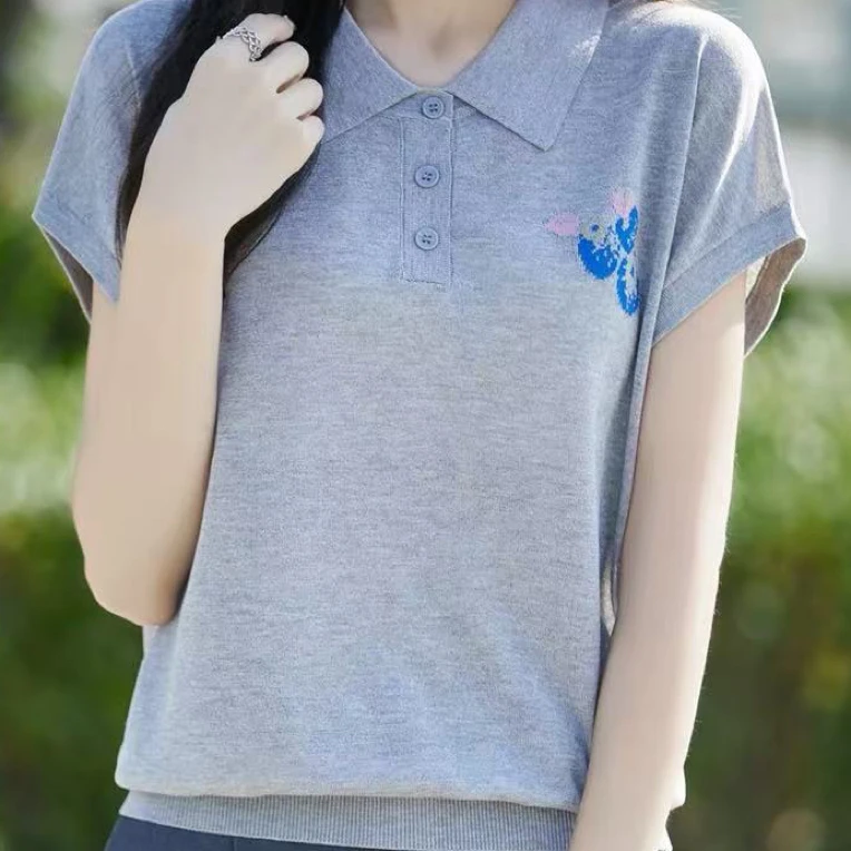 女士POLO领半开扣蓝莓短袖