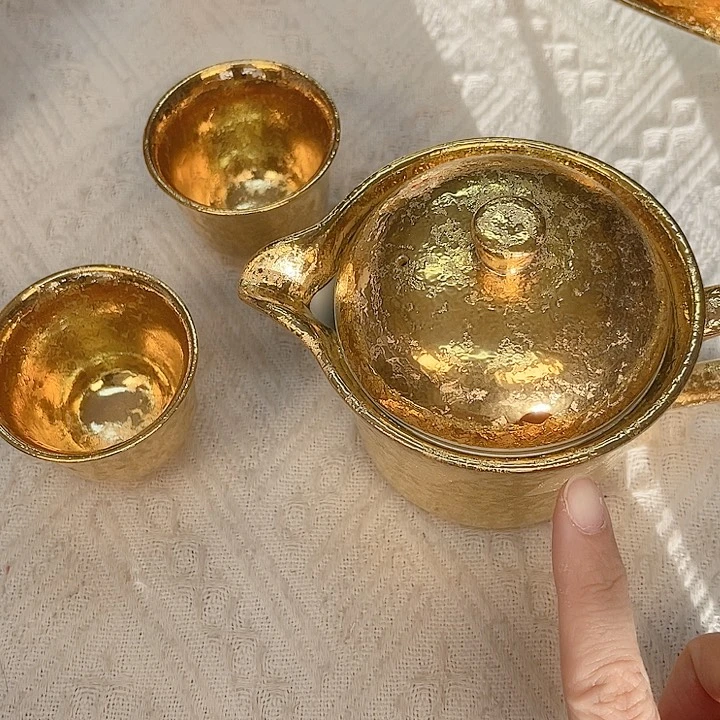 瓷片The first thing