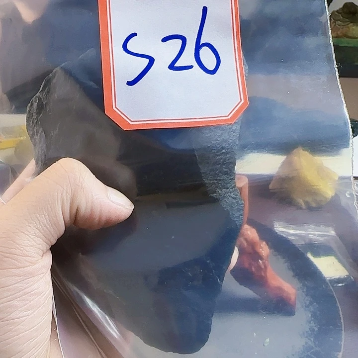 书***哥蛇纹石玉未镶嵌岫玉原石