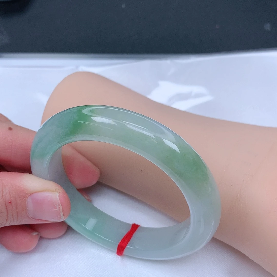 【闪购商品】未镶嵌手镯翡翠，54