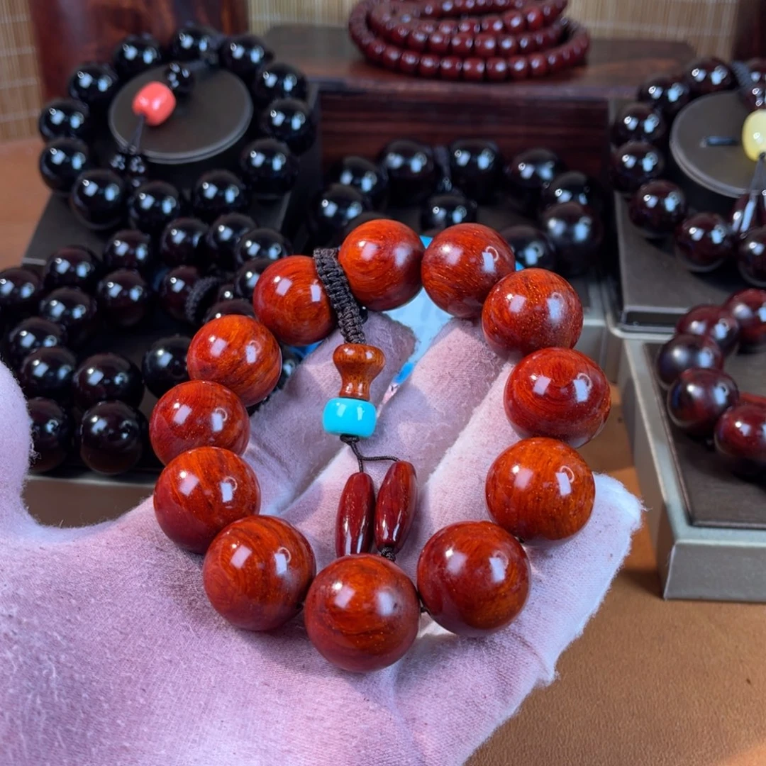 檀香紫檀（小叶紫檀）探*花