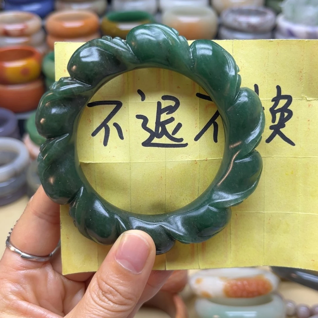 石英质玉手镯未镶嵌