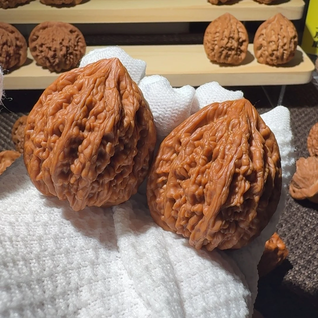 知***樂文玩核桃吊坠虎头王