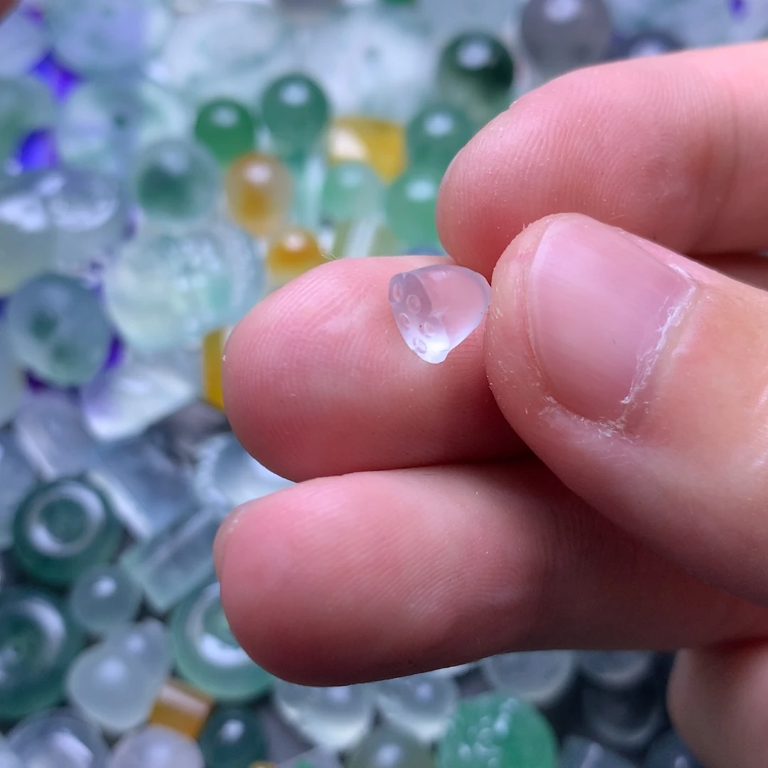 定制翡翠未镶嵌挂件