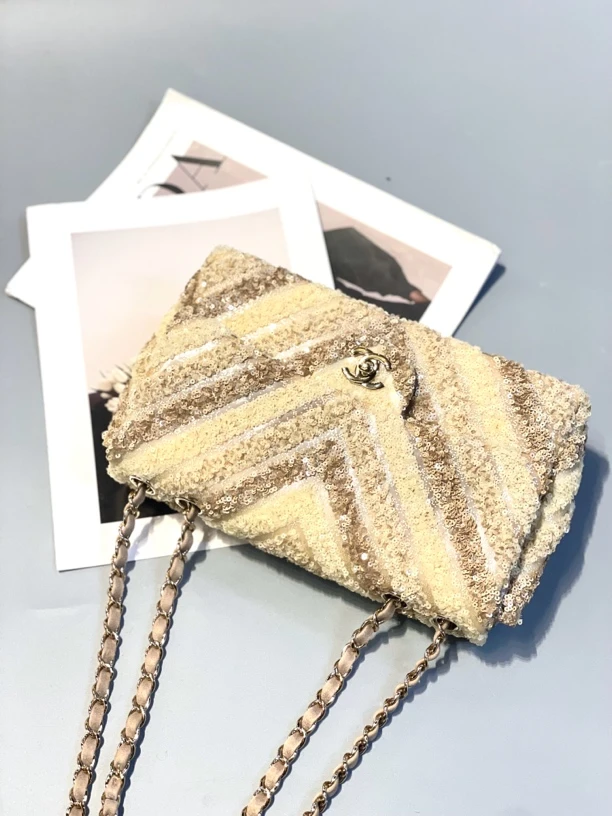 95新 Chanel/香奈儿 夏七中古/限量香槟v纹亮片cf/单肩包