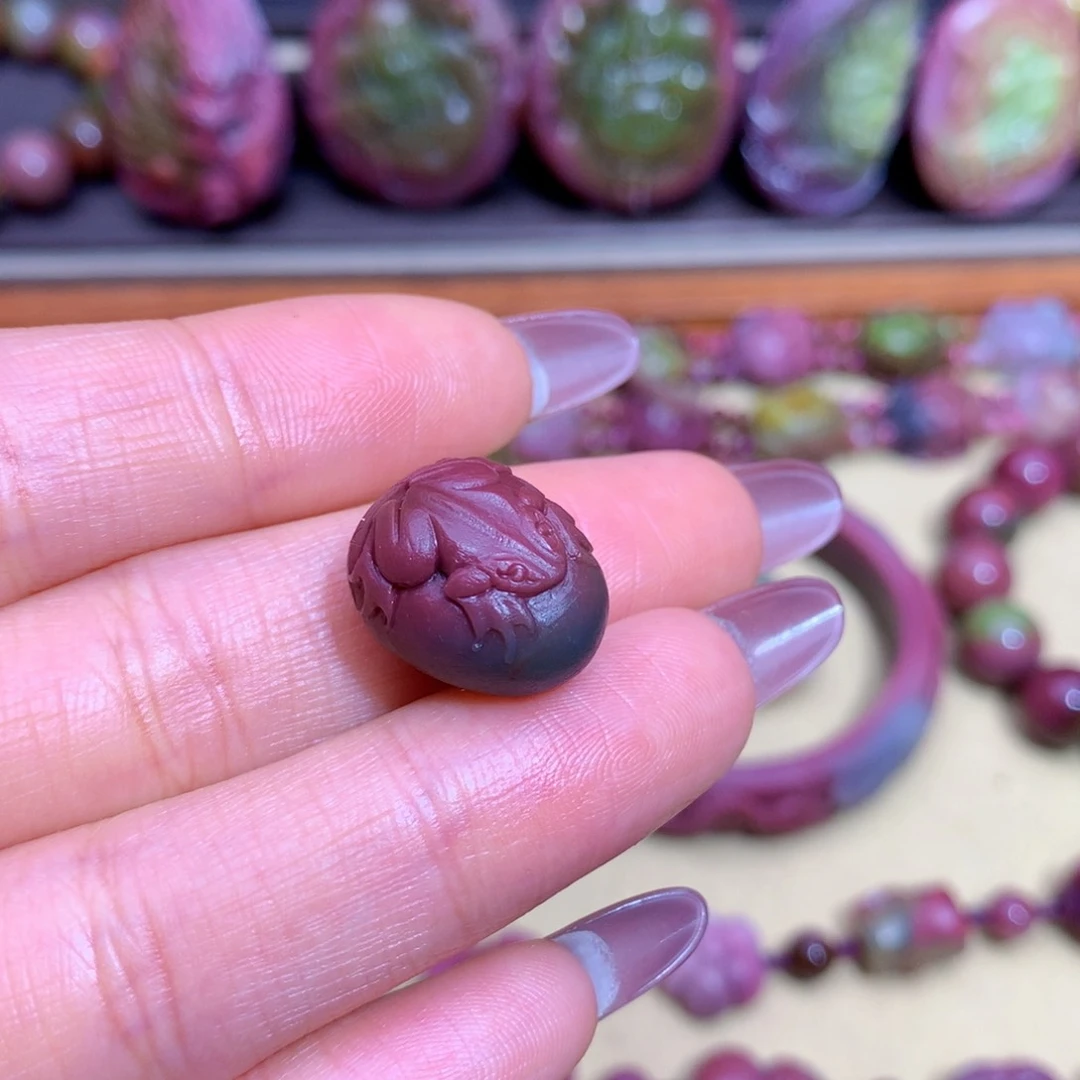 玛瑙挂件未镶嵌盐源