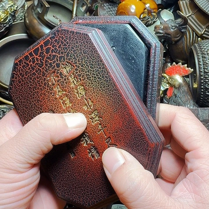 铜器摆件收收藏藏