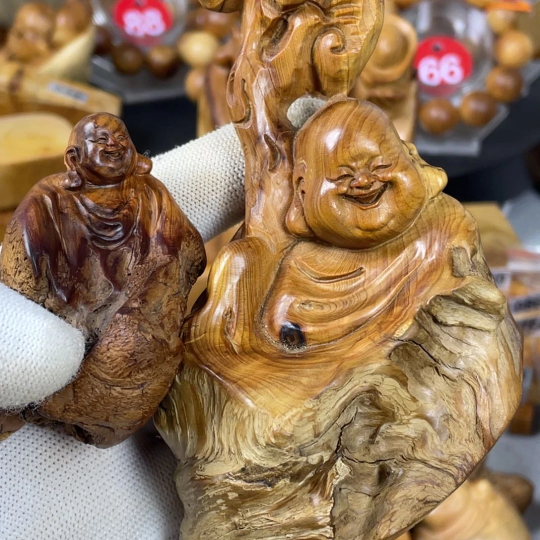 柏木小*丽太行崖柏雕刻弥勒