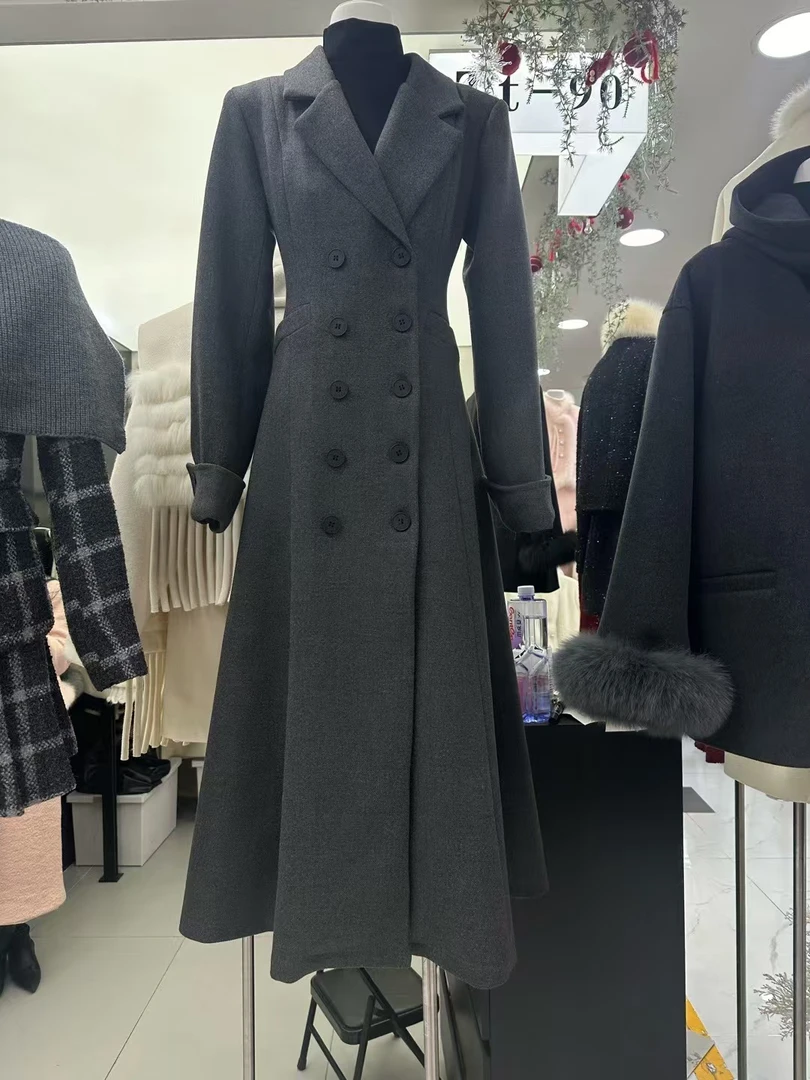 高端收腰长款小香呢子大衣