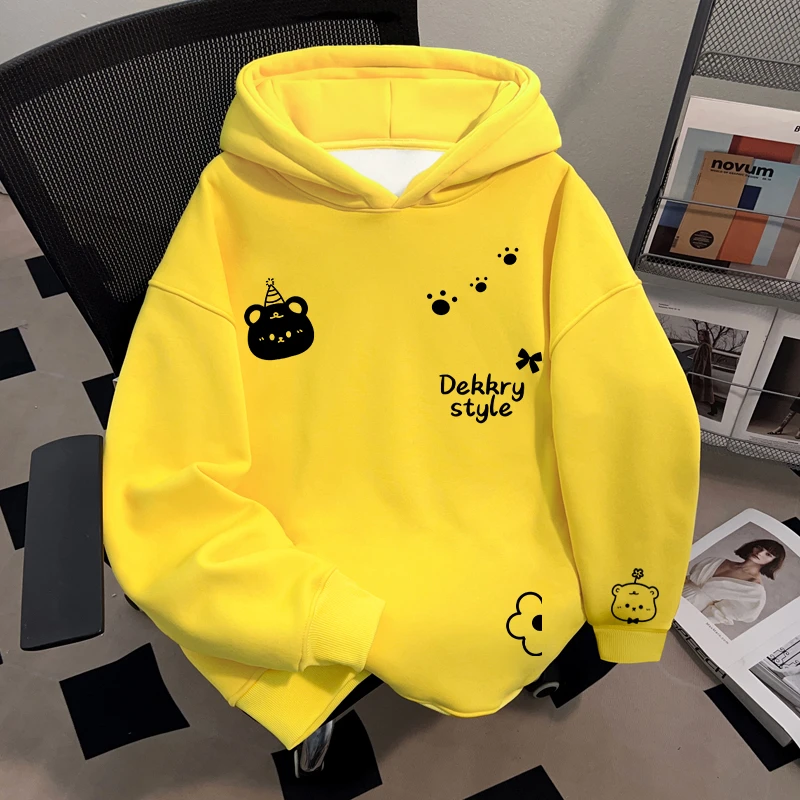 Dekkry韩系学院风小熊印花秋冬新款黄色无口袋连帽卫衣男女款上衣