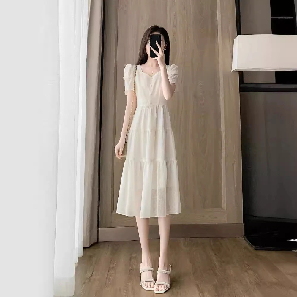 法式浪漫复古时髦洋气2025年收腰白色连衣裙透气轻薄短袖中长款裙