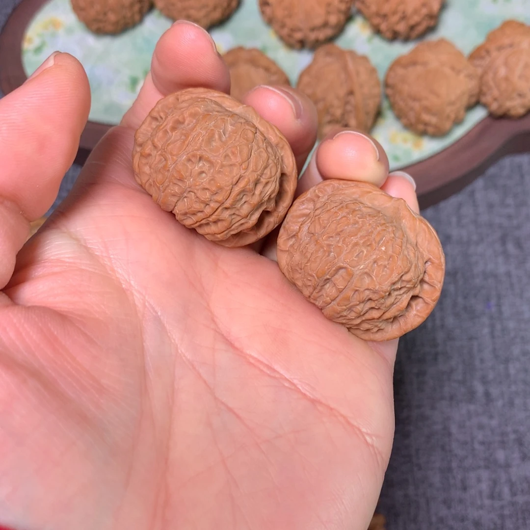 文玩核桃把件37血麒麟