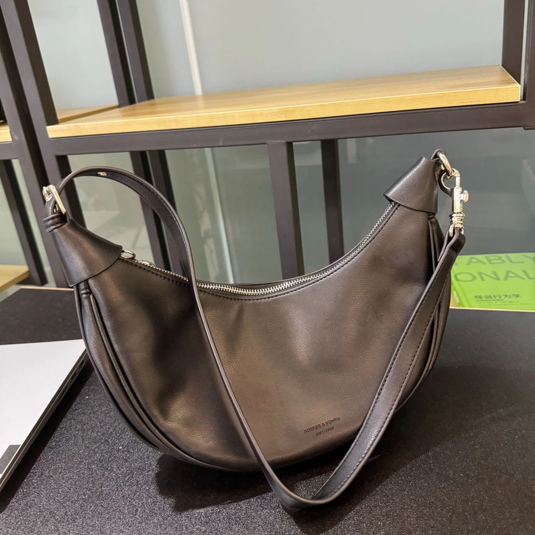 奈奈妮【香蕉包】斜挎包时尚百搭洋气通勤9535