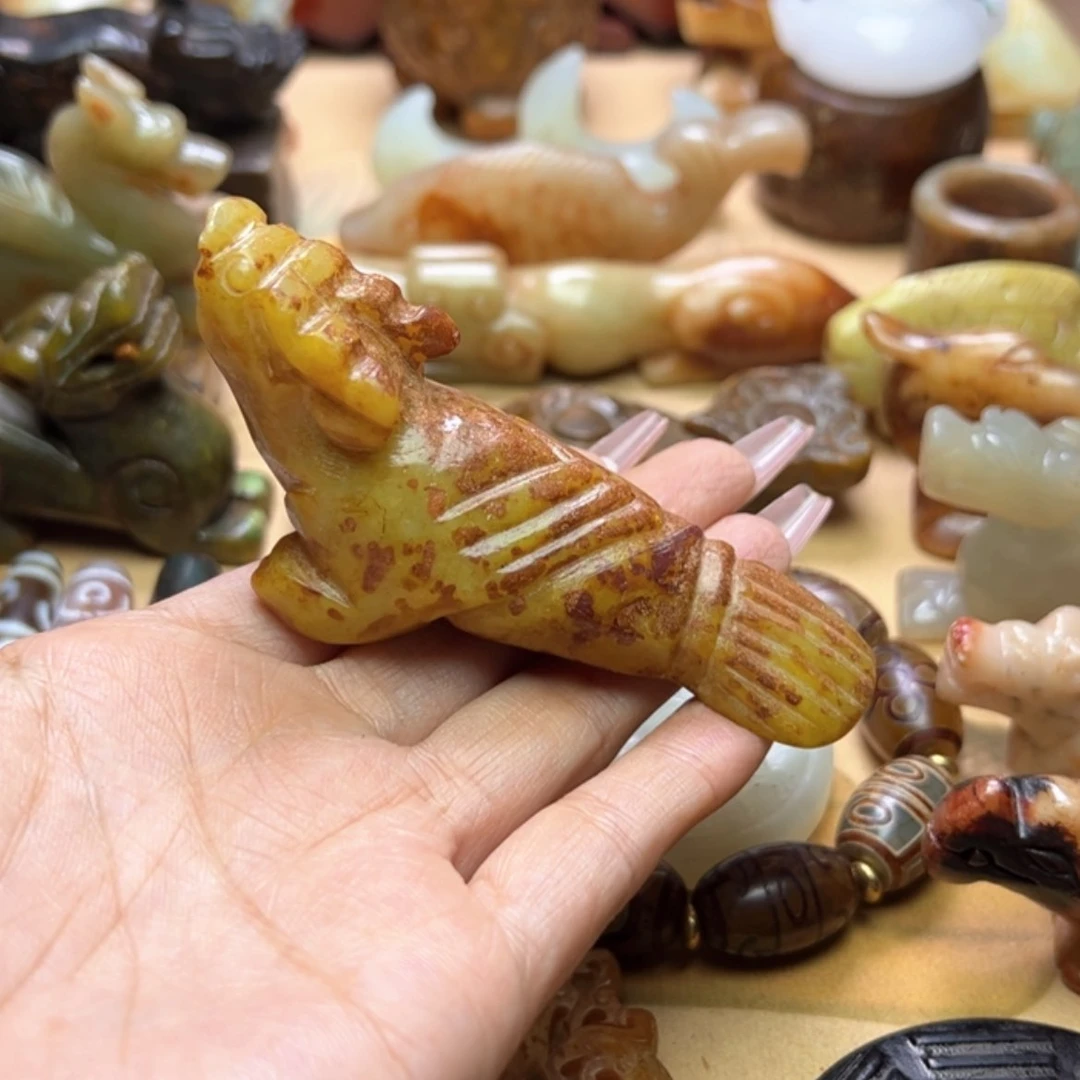 【闪购商品】蛇纹石玉颈饰未镶嵌