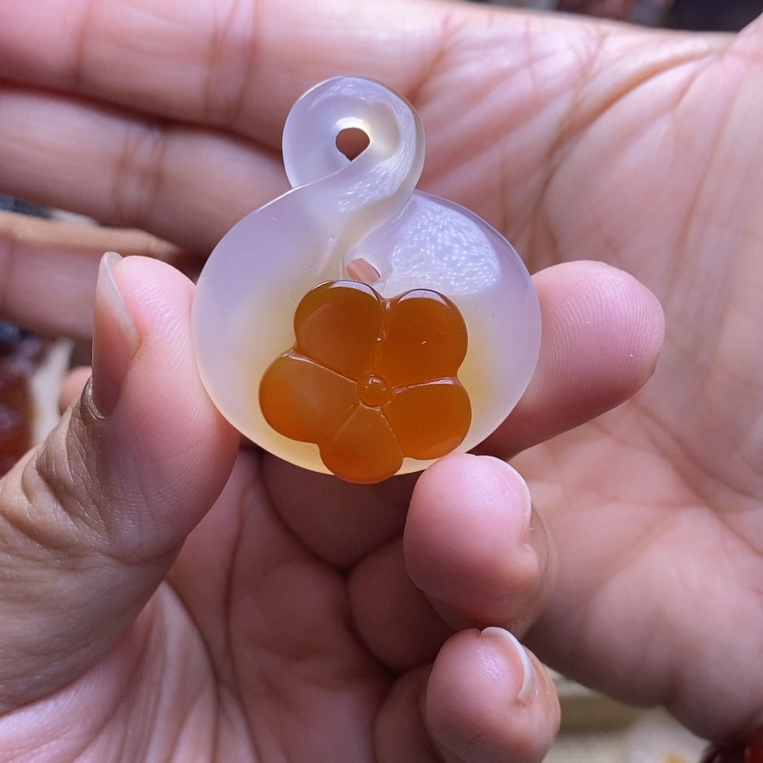 玛瑙/玉髓未镶嵌颈饰