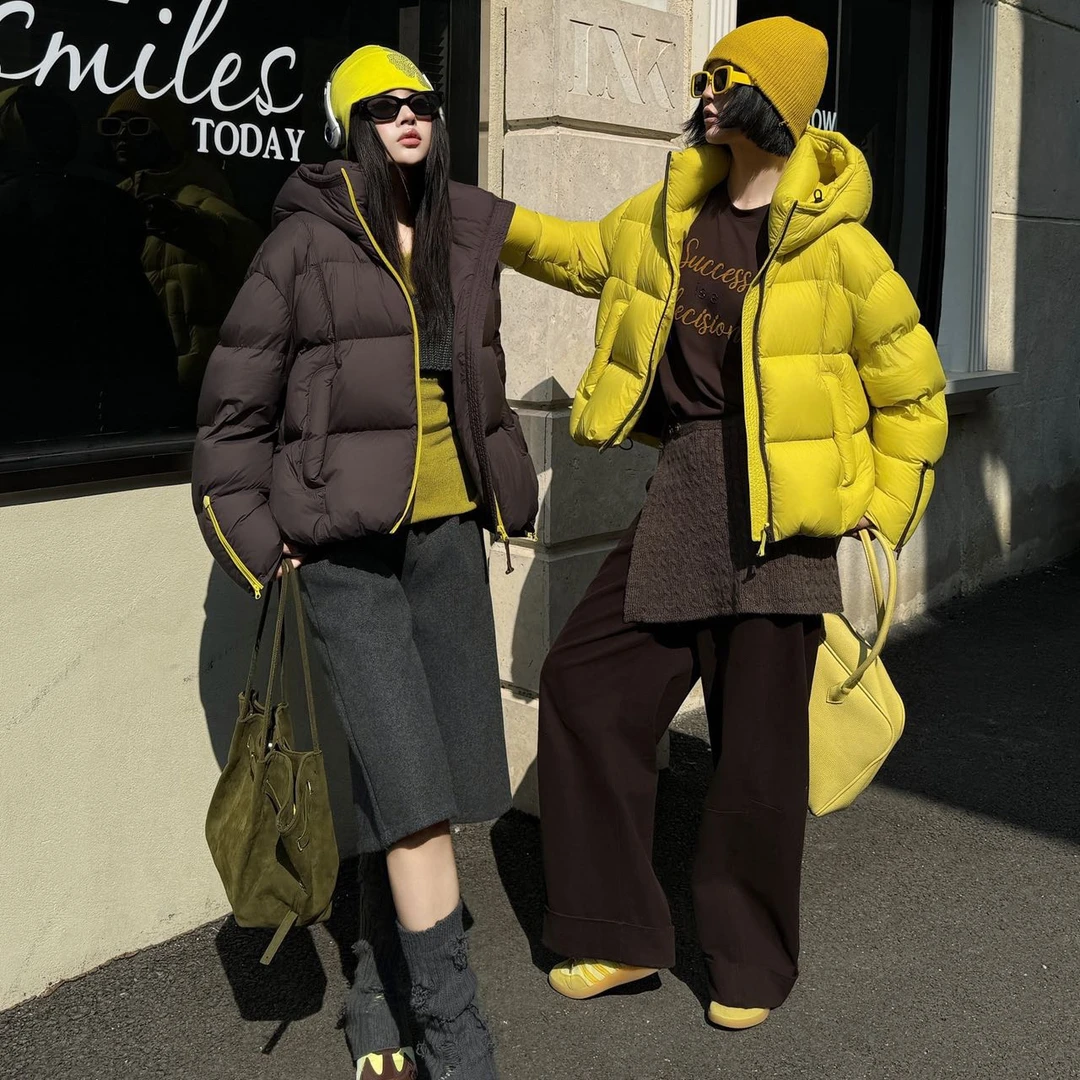 高填充25年新款95白鸭绒撞色袖子拉链短款羽绒服XB-011