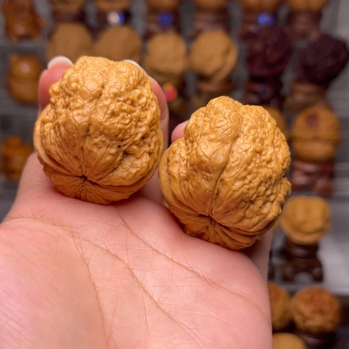 文玩核桃吊坠天顶蟾40尺Y05