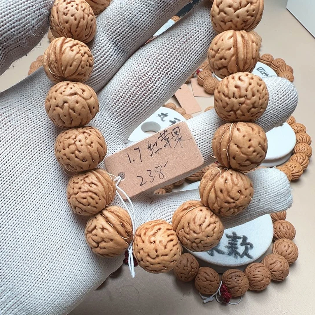 ****桃手串桃核1.7+苹果肌肉