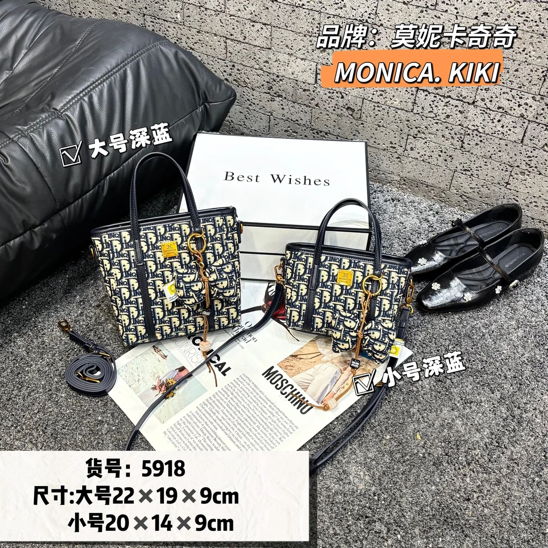 MONICA KIKI/莫妮卡奇奇2025复古轻奢手提质感单肩斜挎法棍包5918