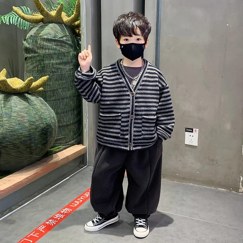 男童春秋款套装儿童韩版毛衣开衫外套三件套2025新款宝宝韩系衣服