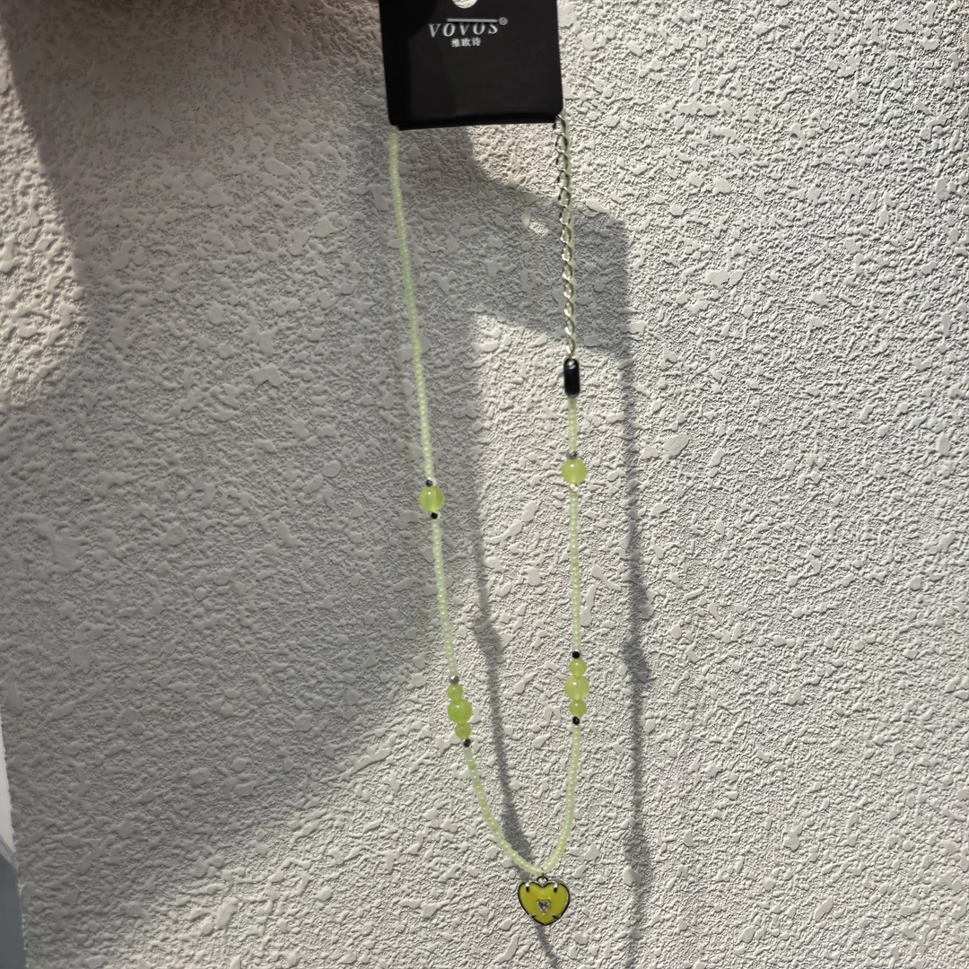 F979绿色小青提爱心串珠项链