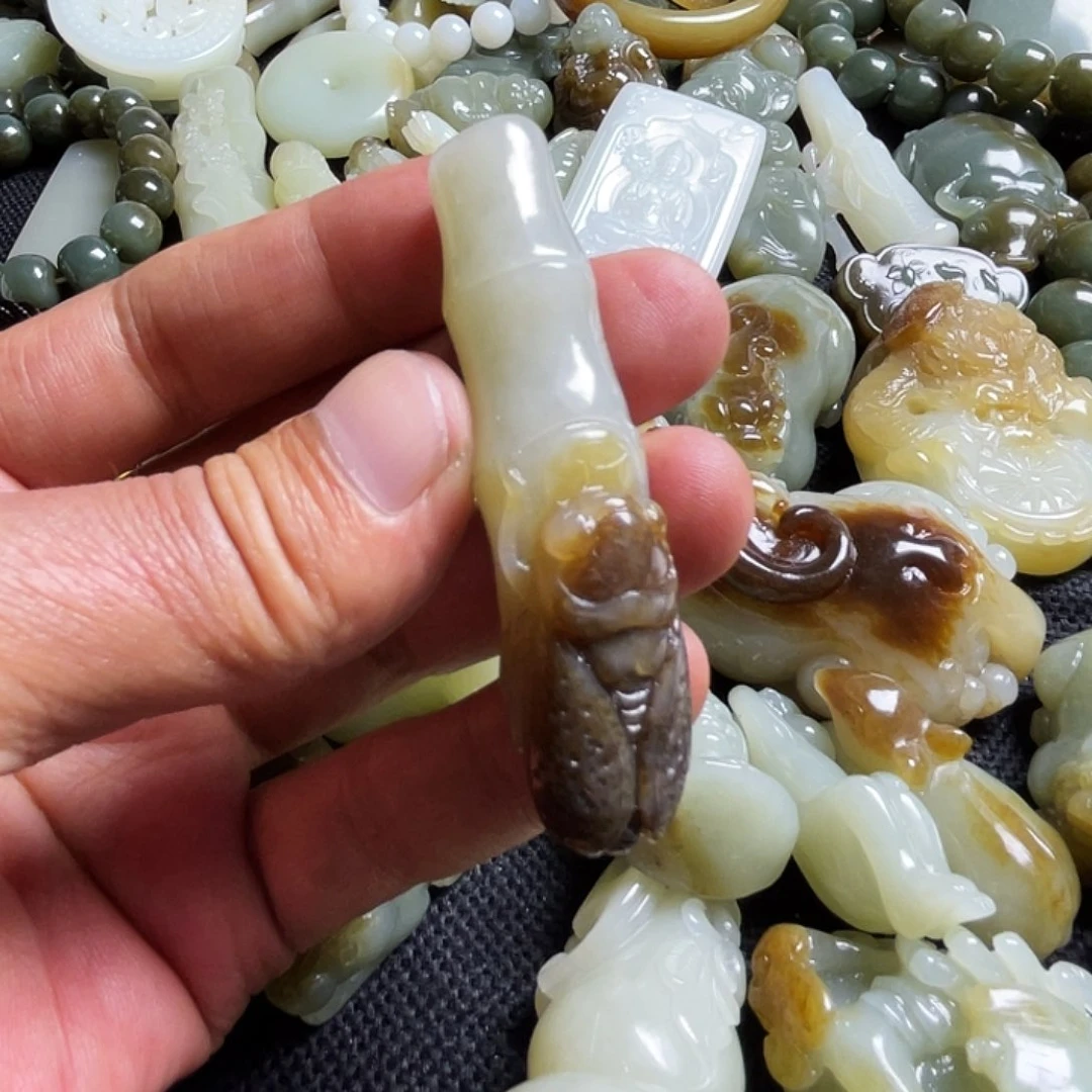 和田玉未镶嵌吊坠(不含链)