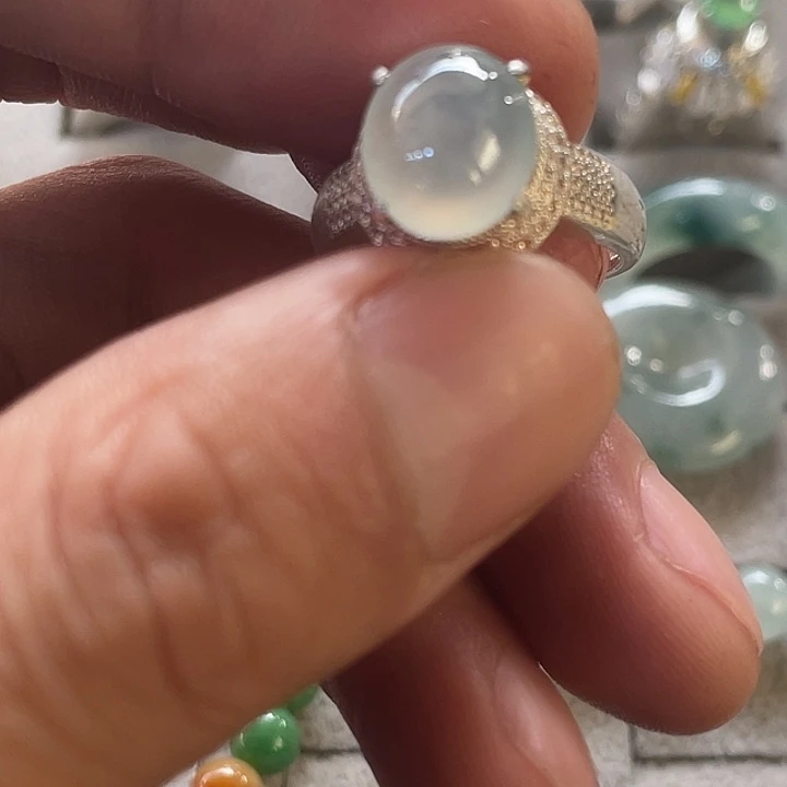 定制翡翠未镶嵌蛋面