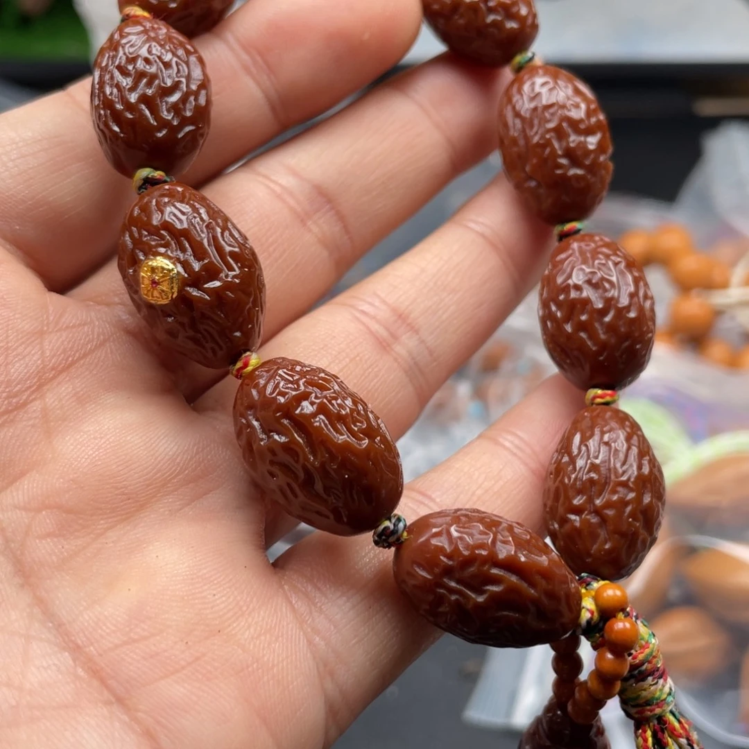 橄榄核吊坠不想说