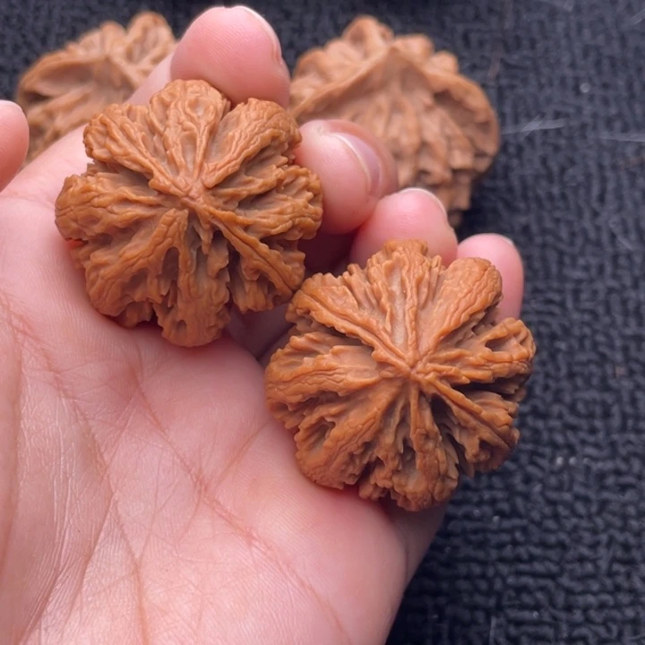 吊坠文玩核桃文玩核桃5