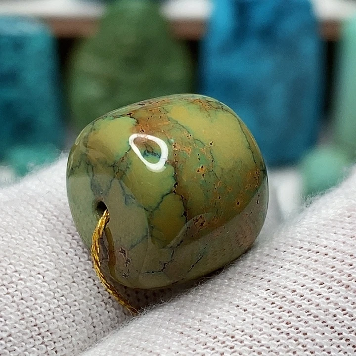 绿松石未镶嵌天然原矿 地大质检