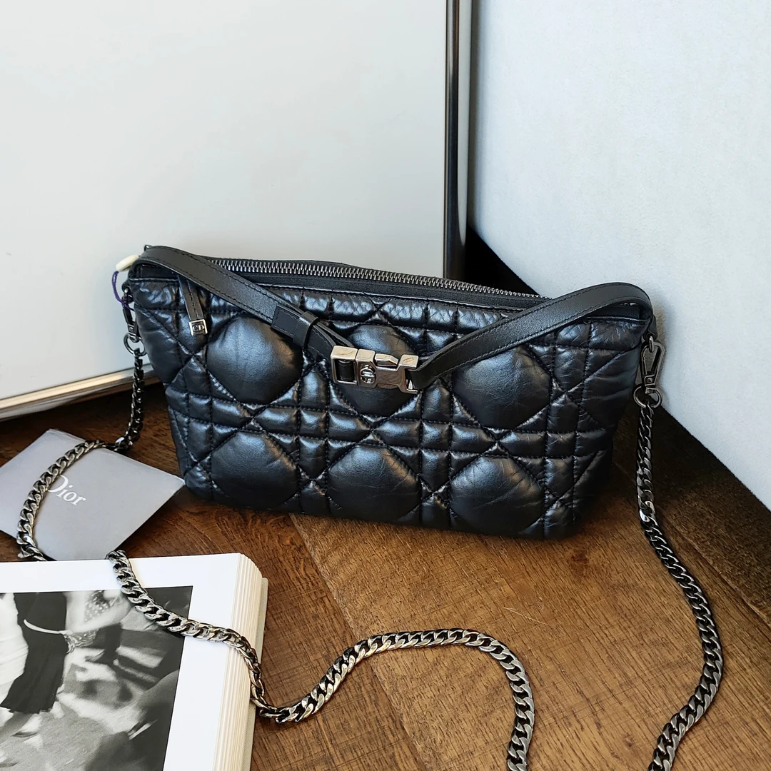 95新 DIOR/迪奥 黑银牛皮Travel中号菱格纹饭盒包/49069