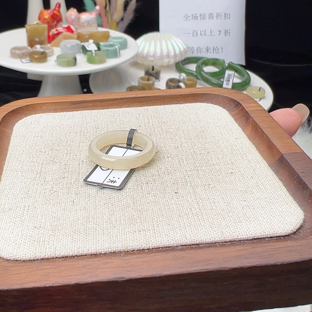 和田玉（糖玉）未镶嵌戒指k38 糖色细条 17.1 不退换