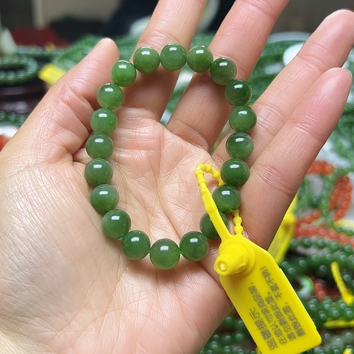 和田玉（碧玉）未镶嵌手链