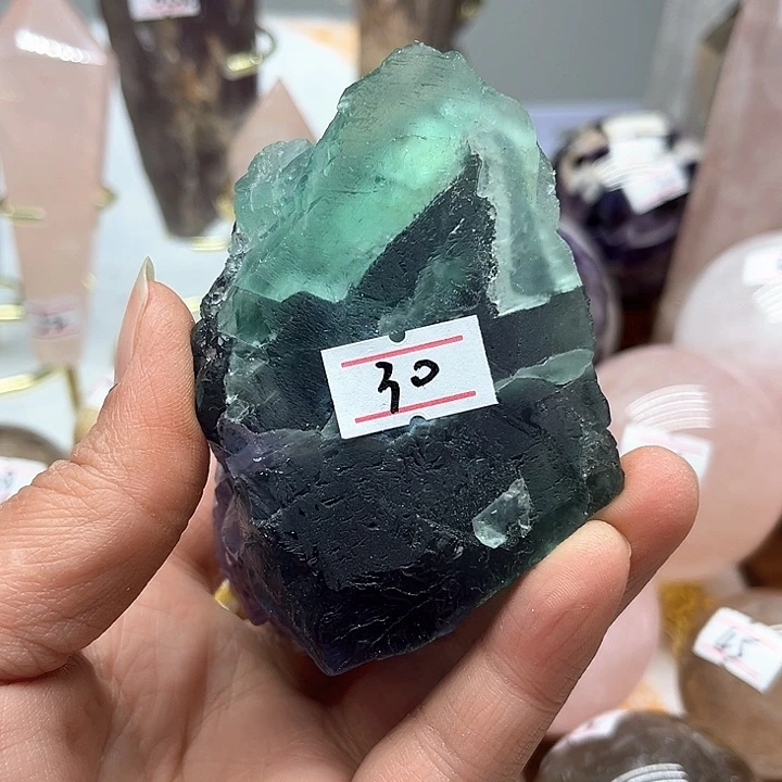 水晶386克原石未镶嵌