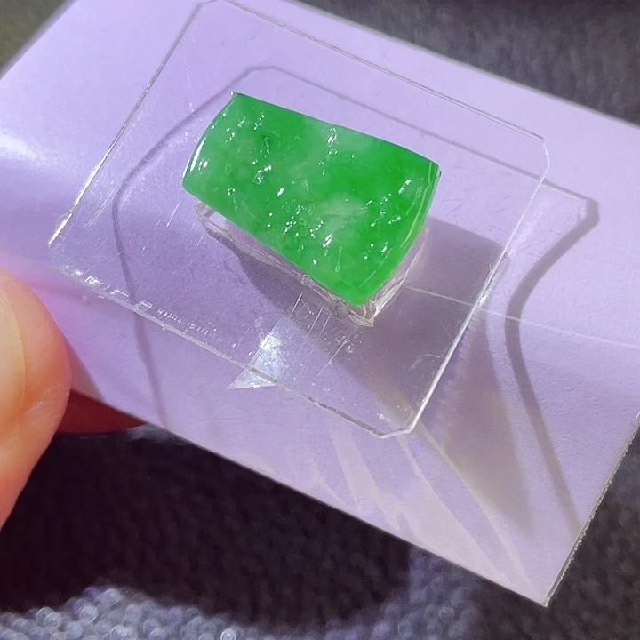 未镶嵌定制翡翠翡翠