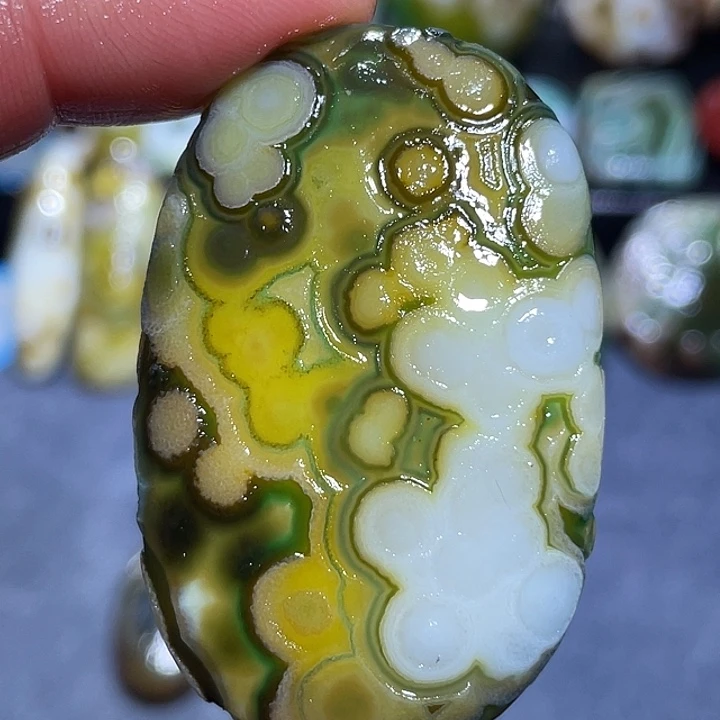 玛瑙/玉髓未镶嵌珠宝奇石