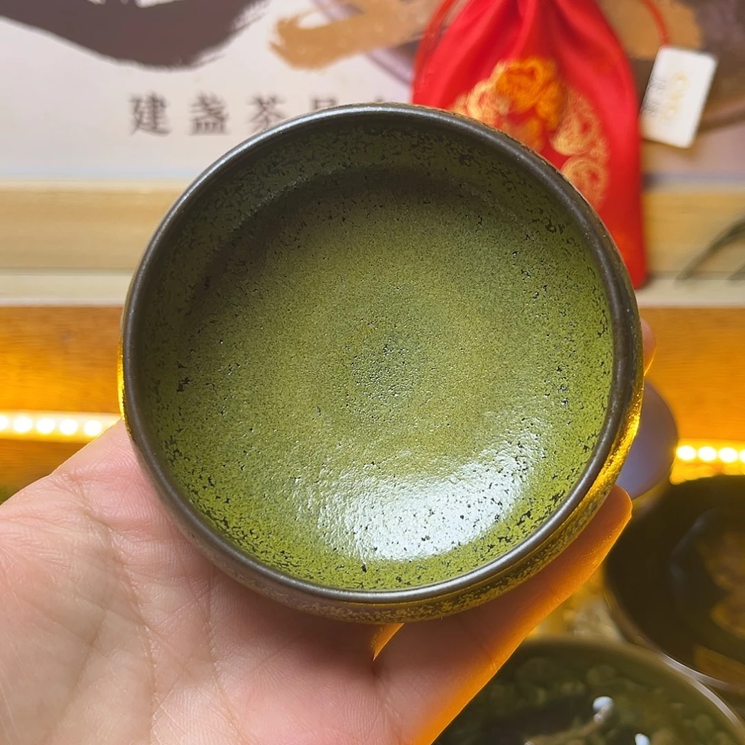 茶盏不想吃的都给自己放