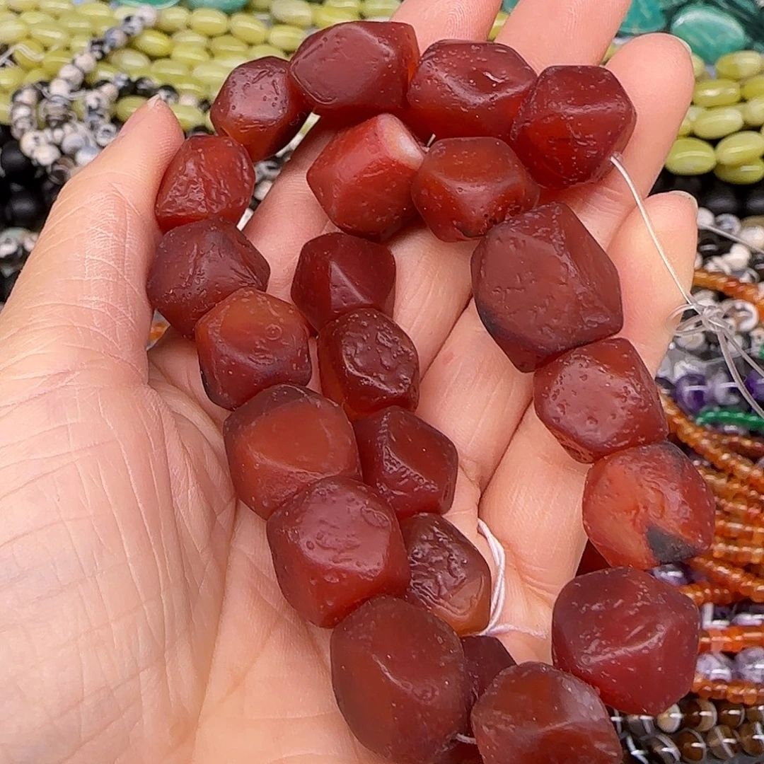 玛瑙/玉髓合金珠宝半成品橘皮红玛瑙八棱11mm一条