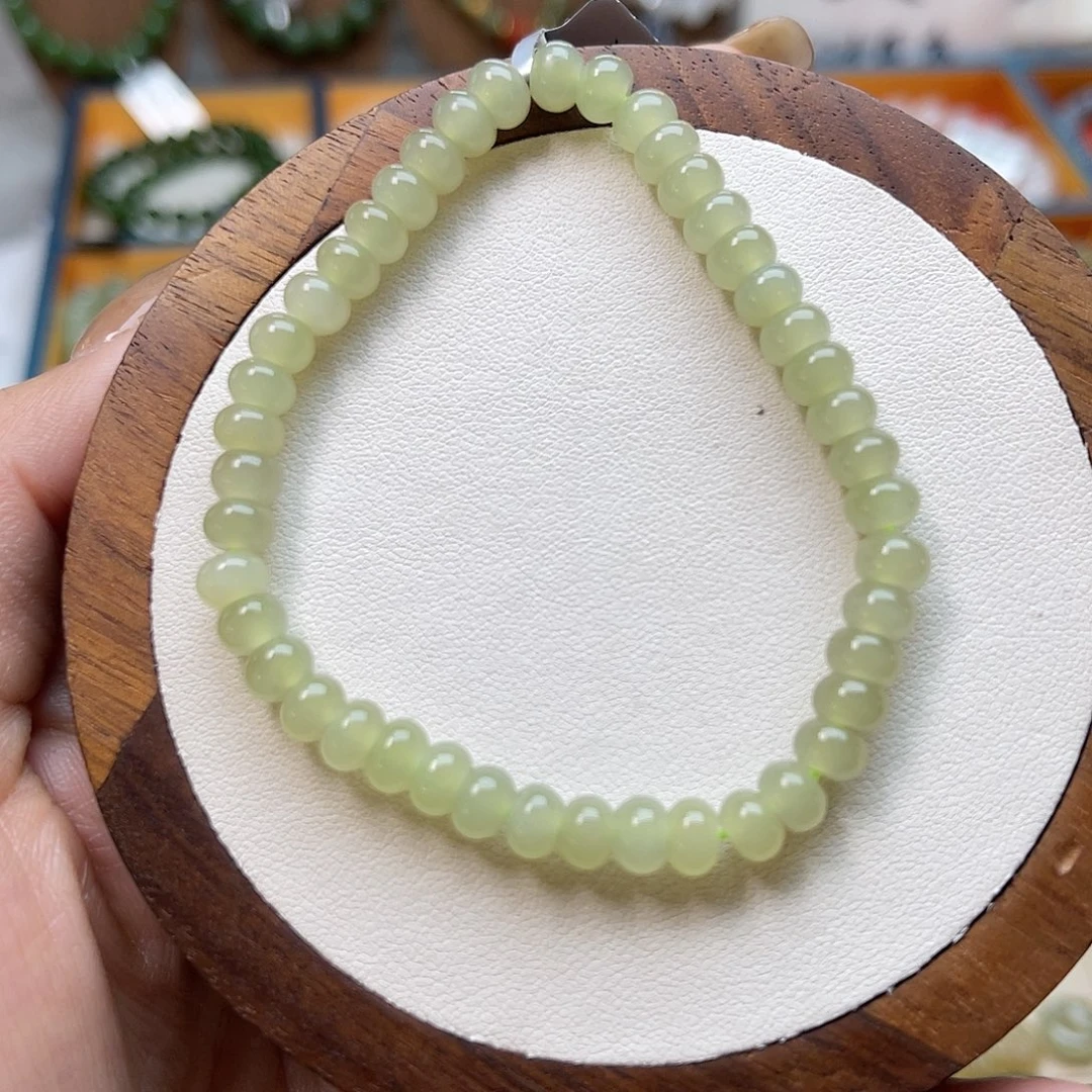 和田玉未镶嵌手串A45卡6