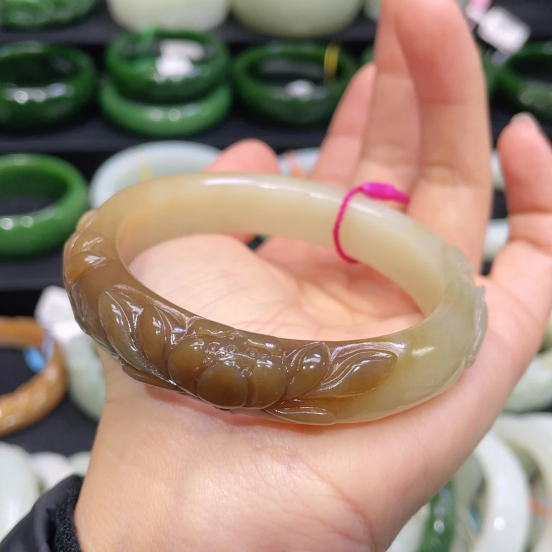 未镶嵌手镯和田玉88