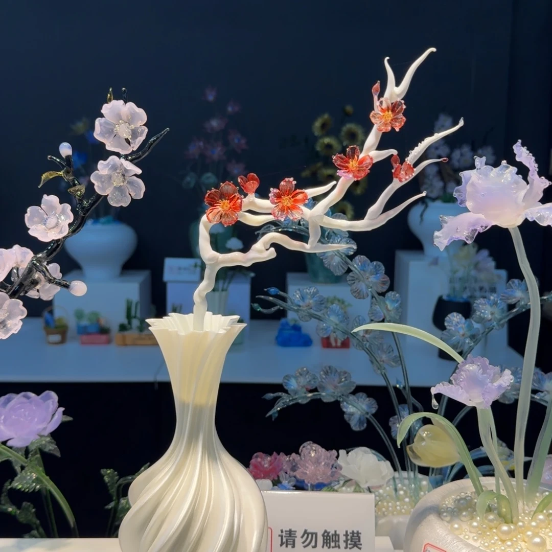 手工艺品琉璃红梅36