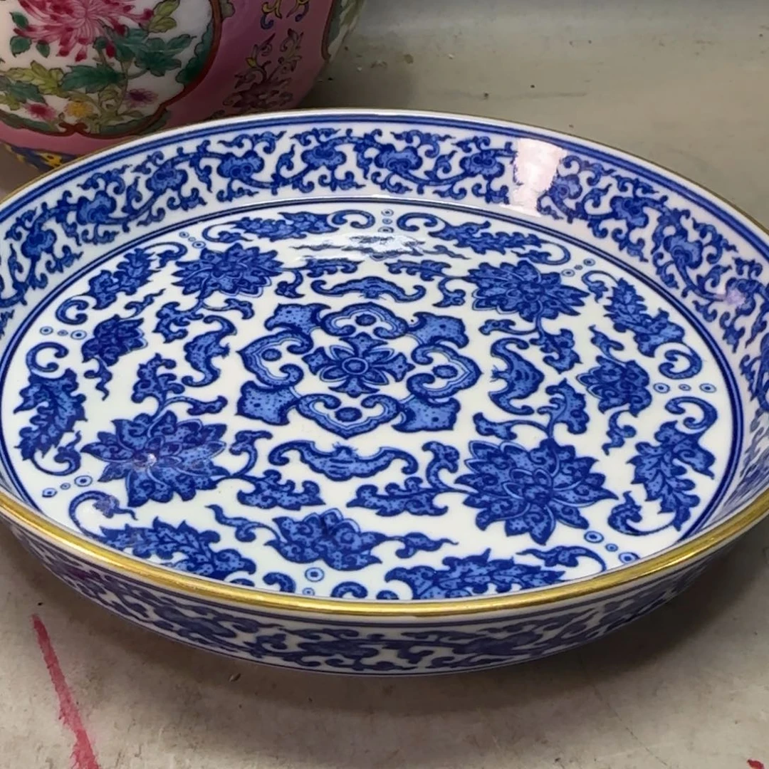 杯魏**啊陶瓷精品展示中心