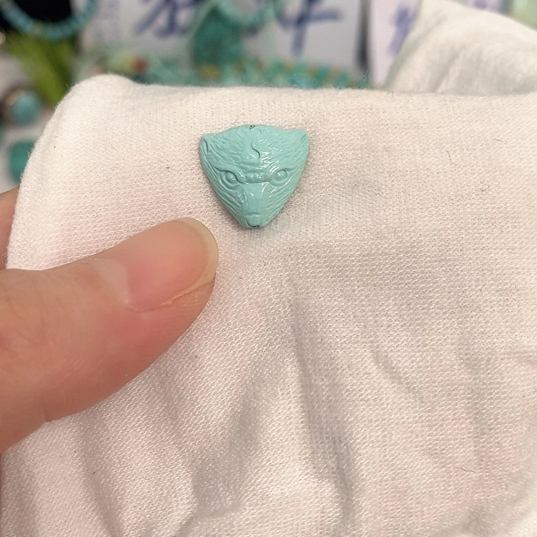 南红玛瑙未镶嵌珠宝奇石