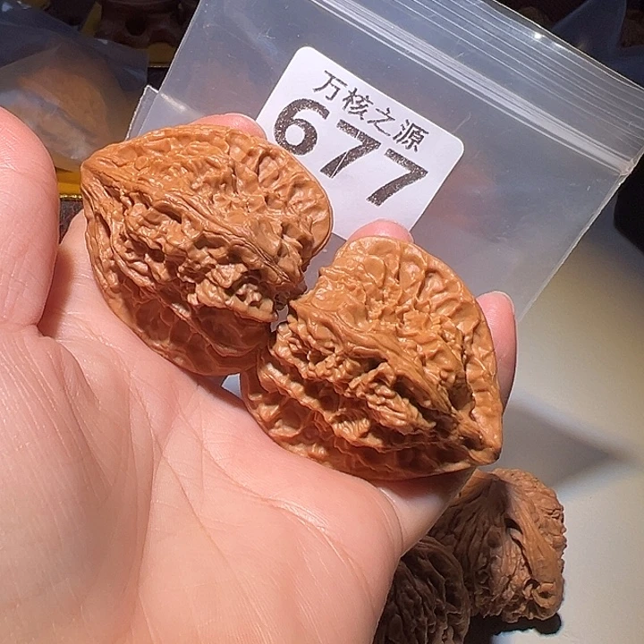 桃核吊坠44.5火焰马蹄……