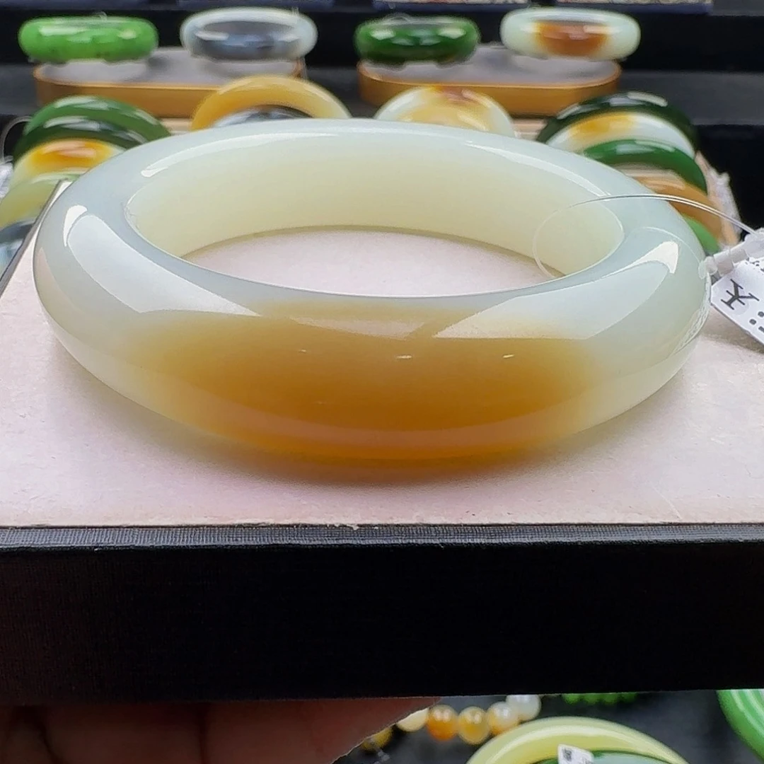 未镶嵌手镯和田玉57.6