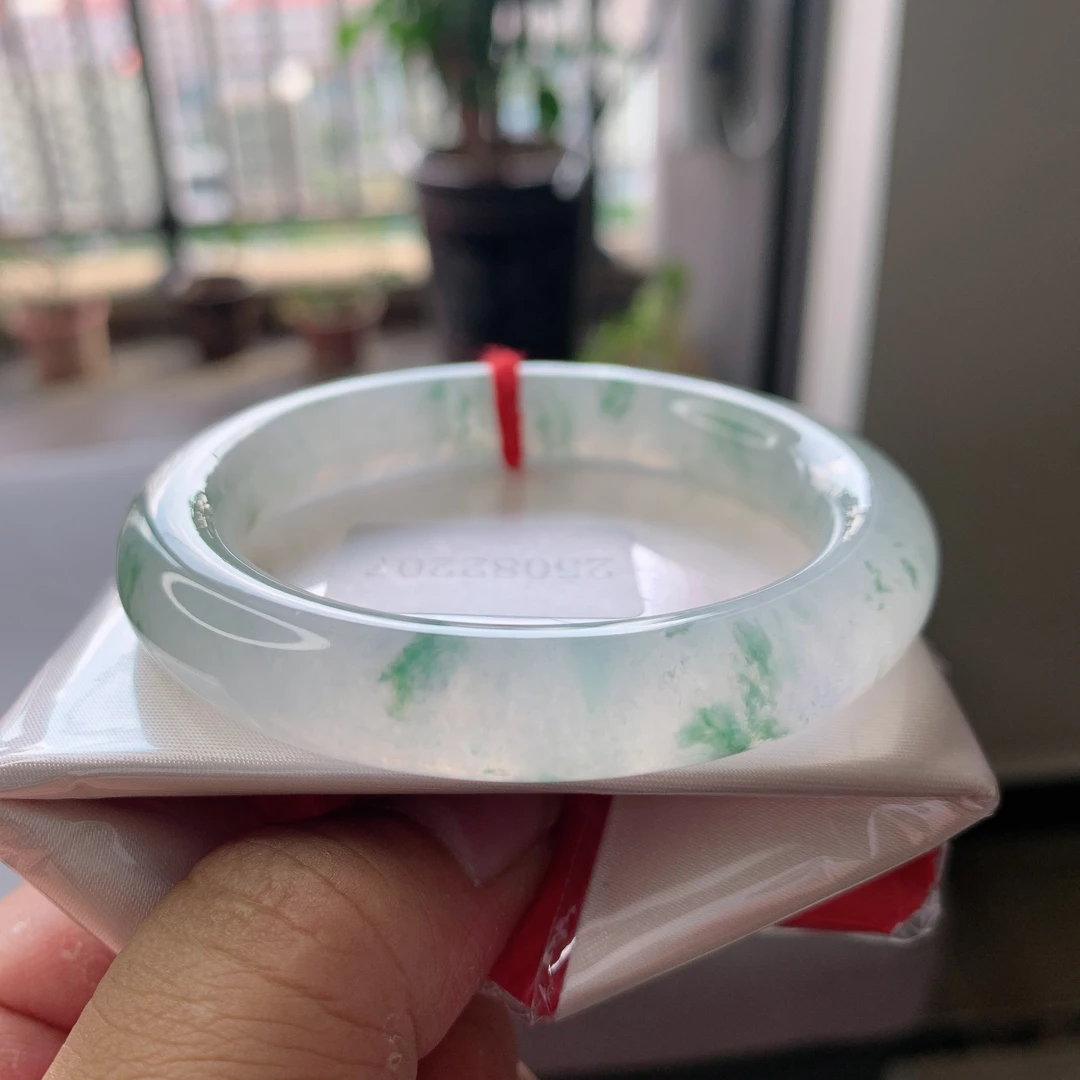 53圈口缅甸天然翡翠玉手镯A货冰透飘花圆条精美时尚女款美人镯