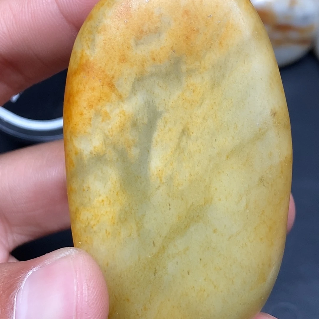 和田玉（糖玉）未镶嵌把件