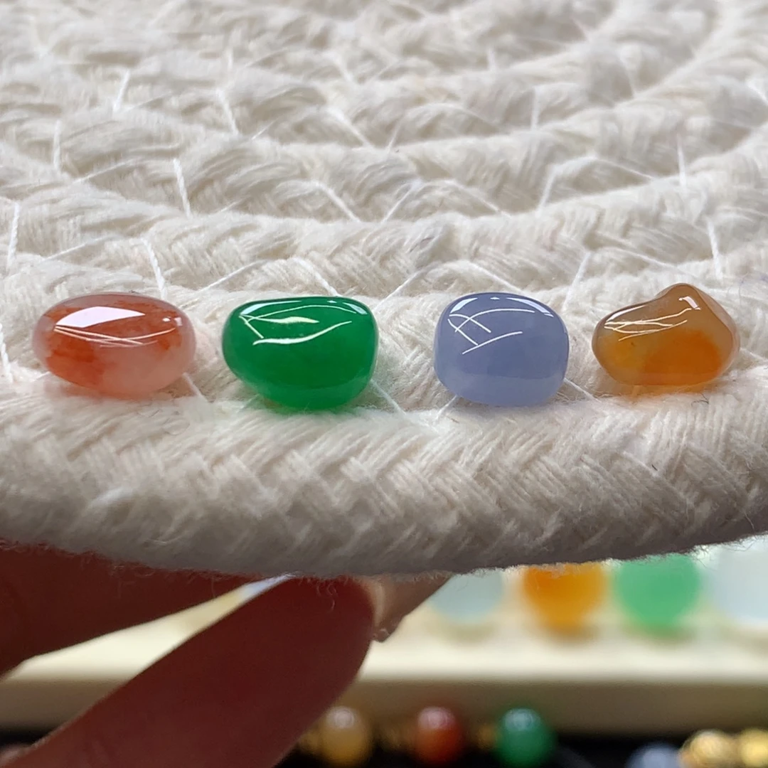 定制翡翠未镶嵌 毛货抛光定制 豆沙红随形一组